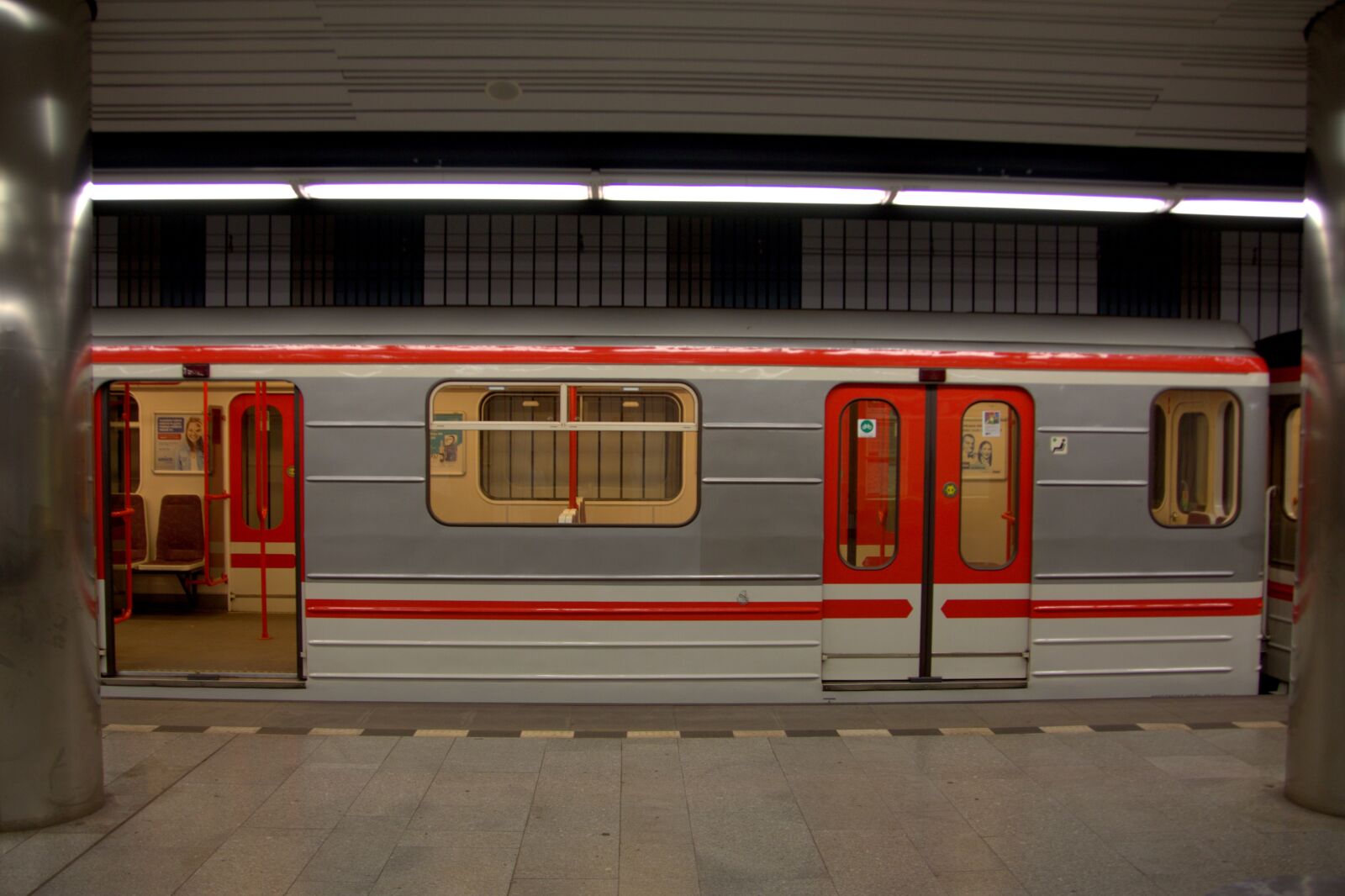Canon EOS 60D sample photo. Prague, metro, architecture photography