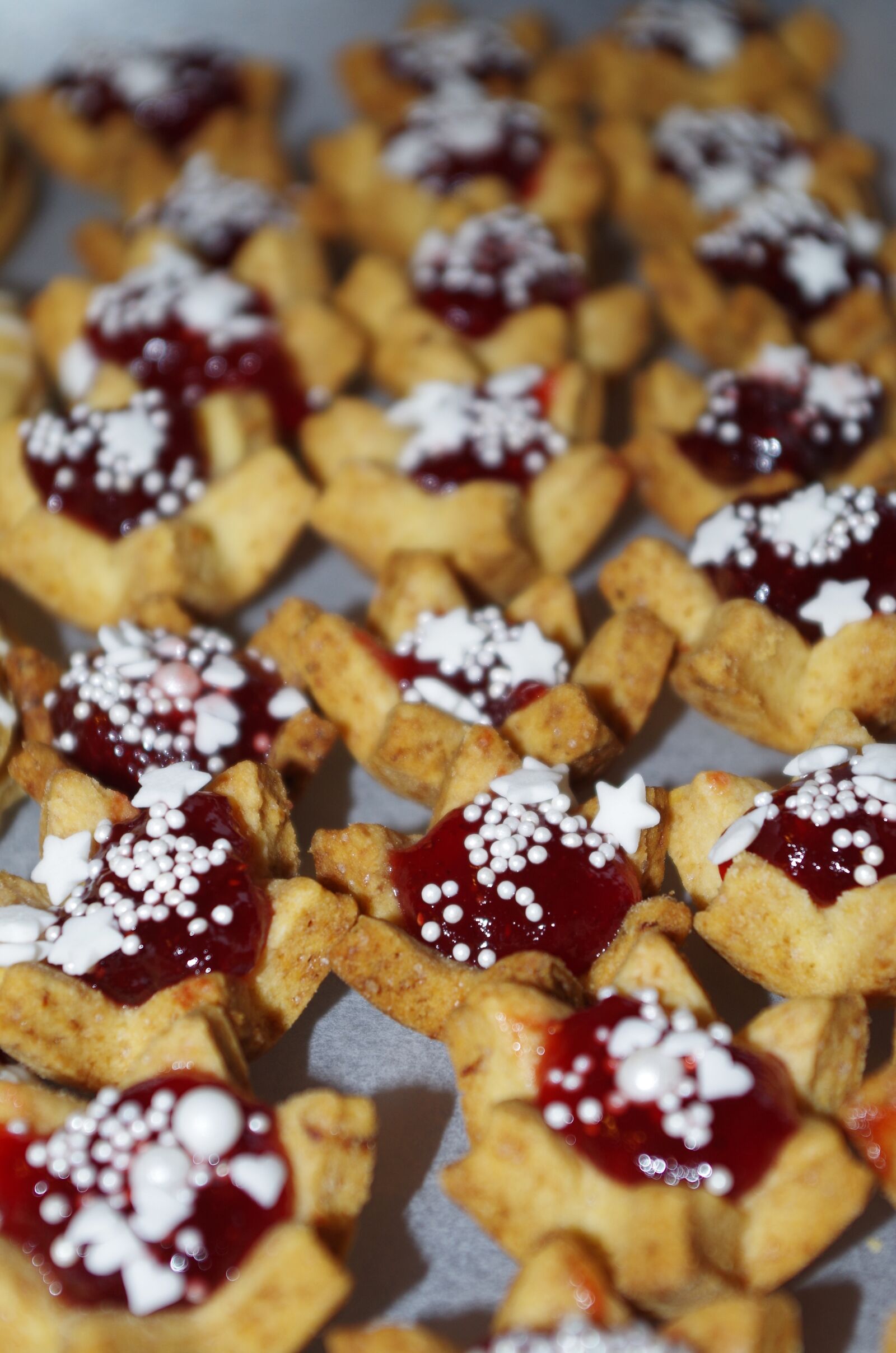 Pentax K-500 sample photo. Cakes, baking, christmas photography