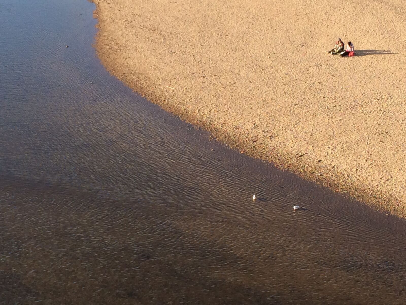 iPhone 5s back camera 4.12mm f/2.2 sample photo. Water, river, people photography