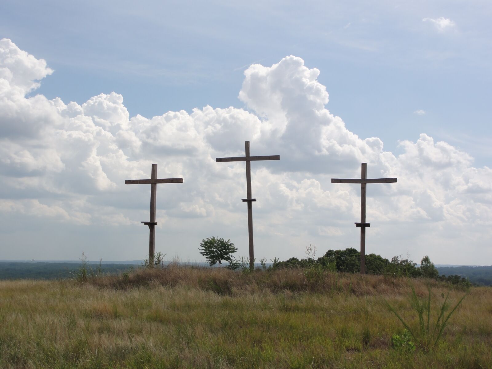 Sony DSC-HX5V sample photo. Calvary, cross, christian photography