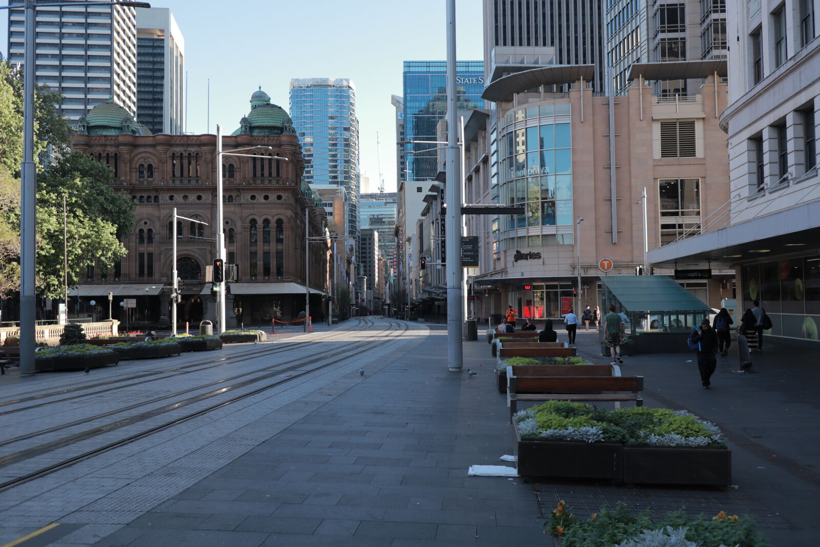 Canon EOS M50 (EOS Kiss M) sample photo. George st photography