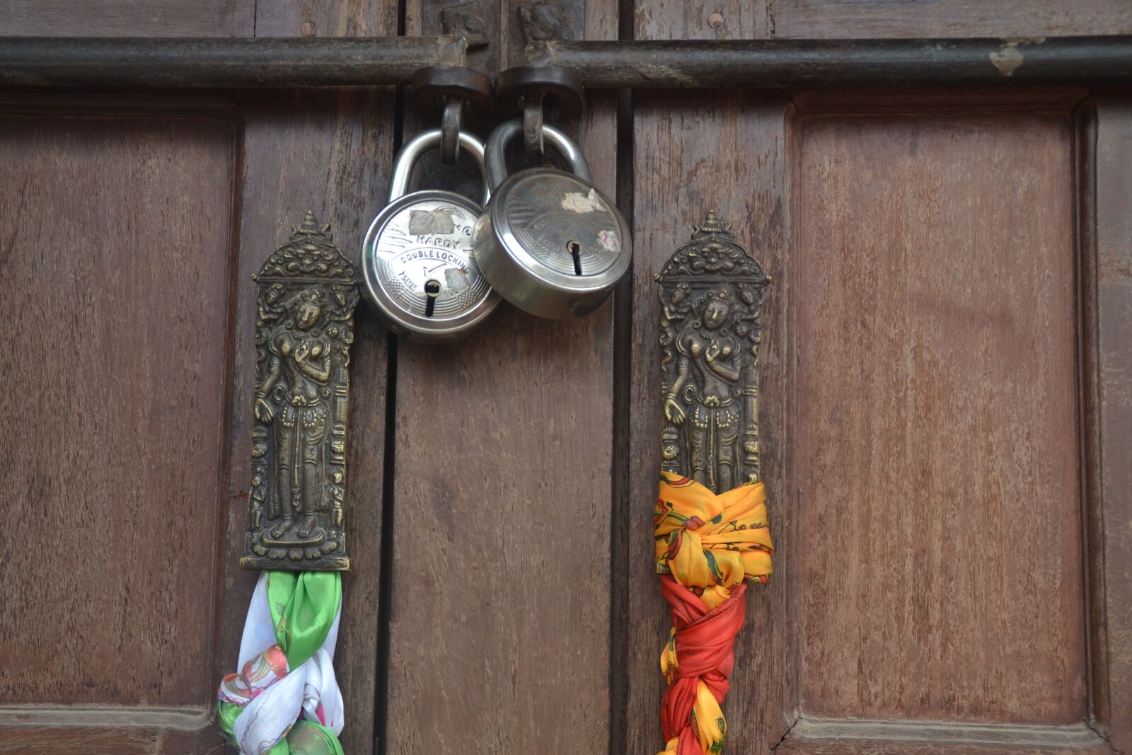 Nikon D3100 sample photo. Wooden door, castles, indian photography