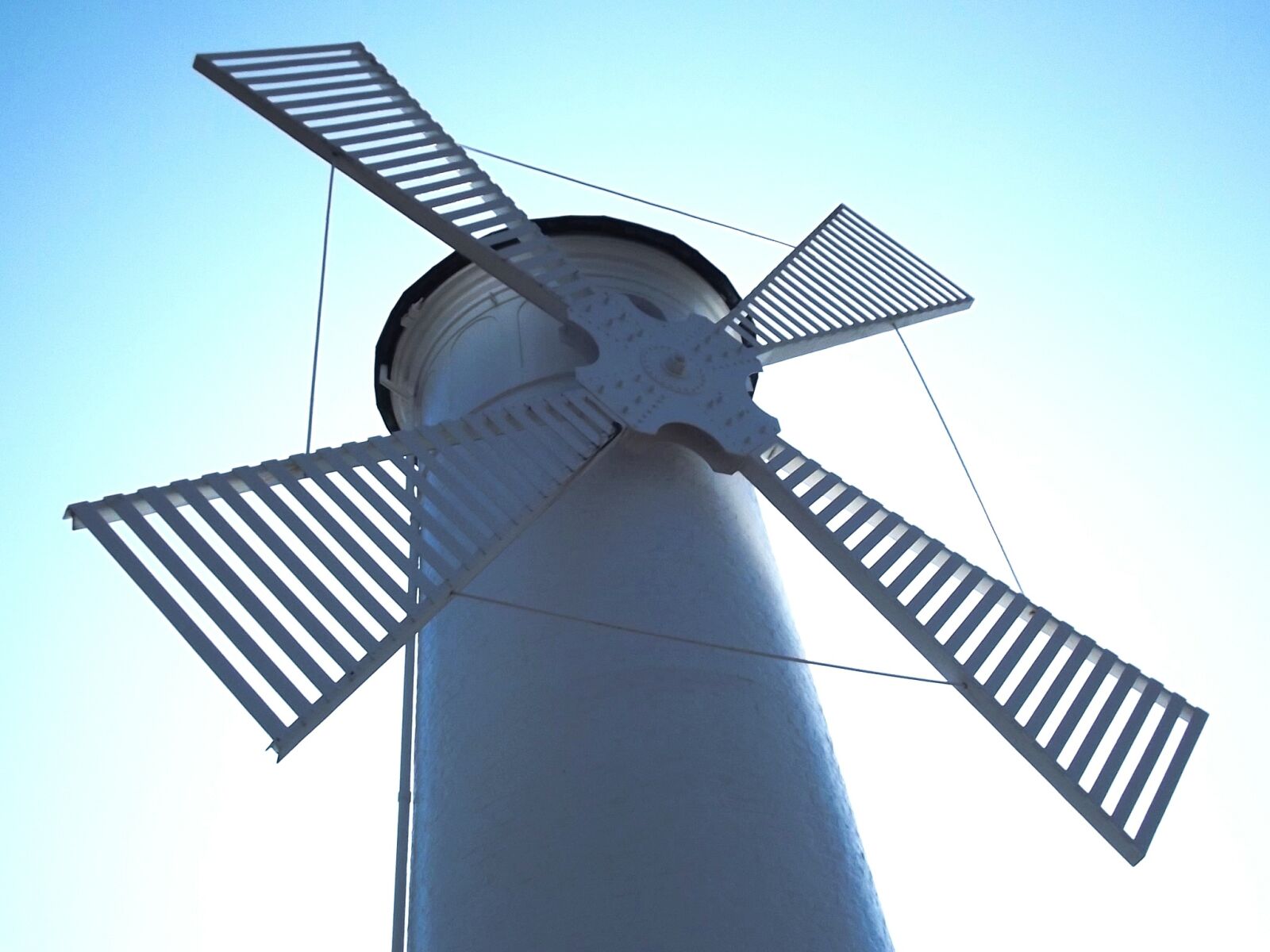 FujiFilm FinePix S2950 (FinePix S2990) sample photo. Windmill, sea, polish coast photography