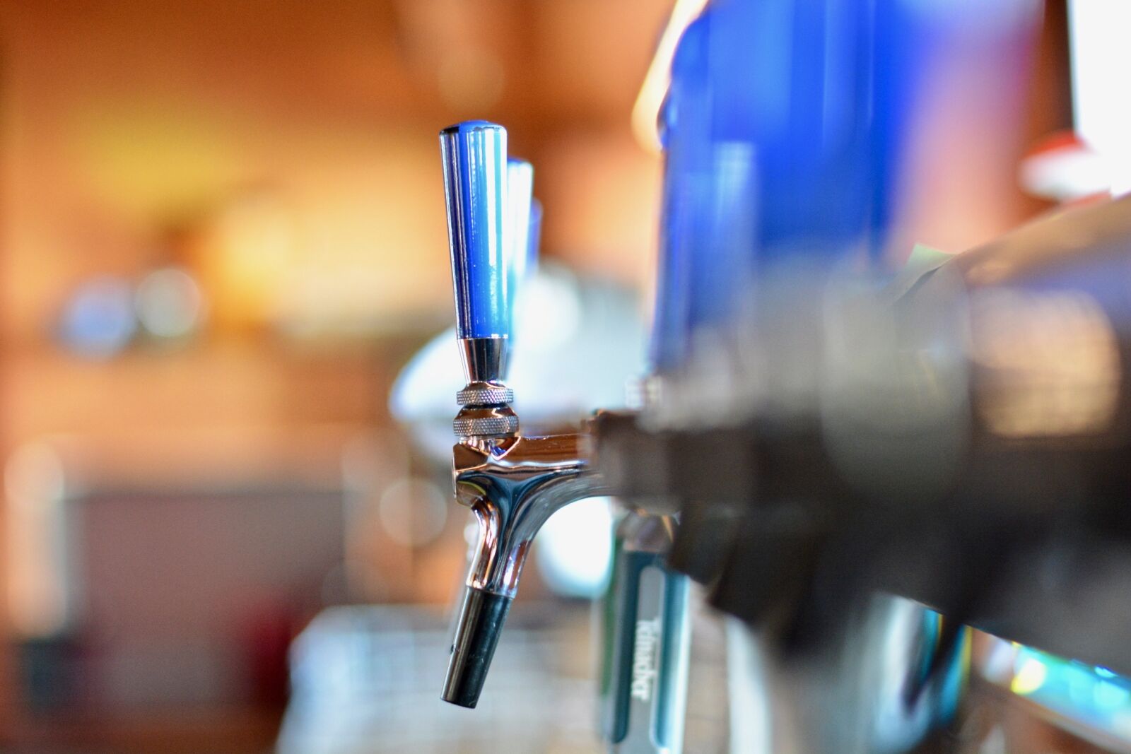 Nikon D7100 sample photo. Faucet, blur, bokeh photography