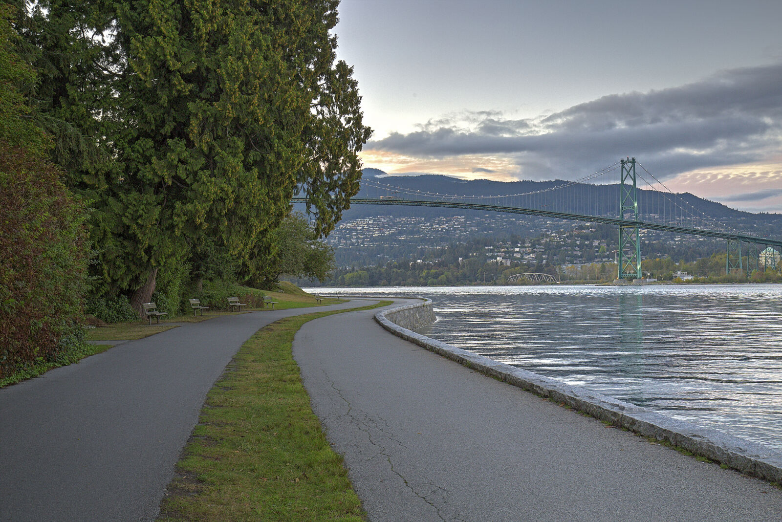 Canon EOS 6D + Canon EF 24-105mm F4L IS USM sample photo. Bridge, ocean, park, path photography