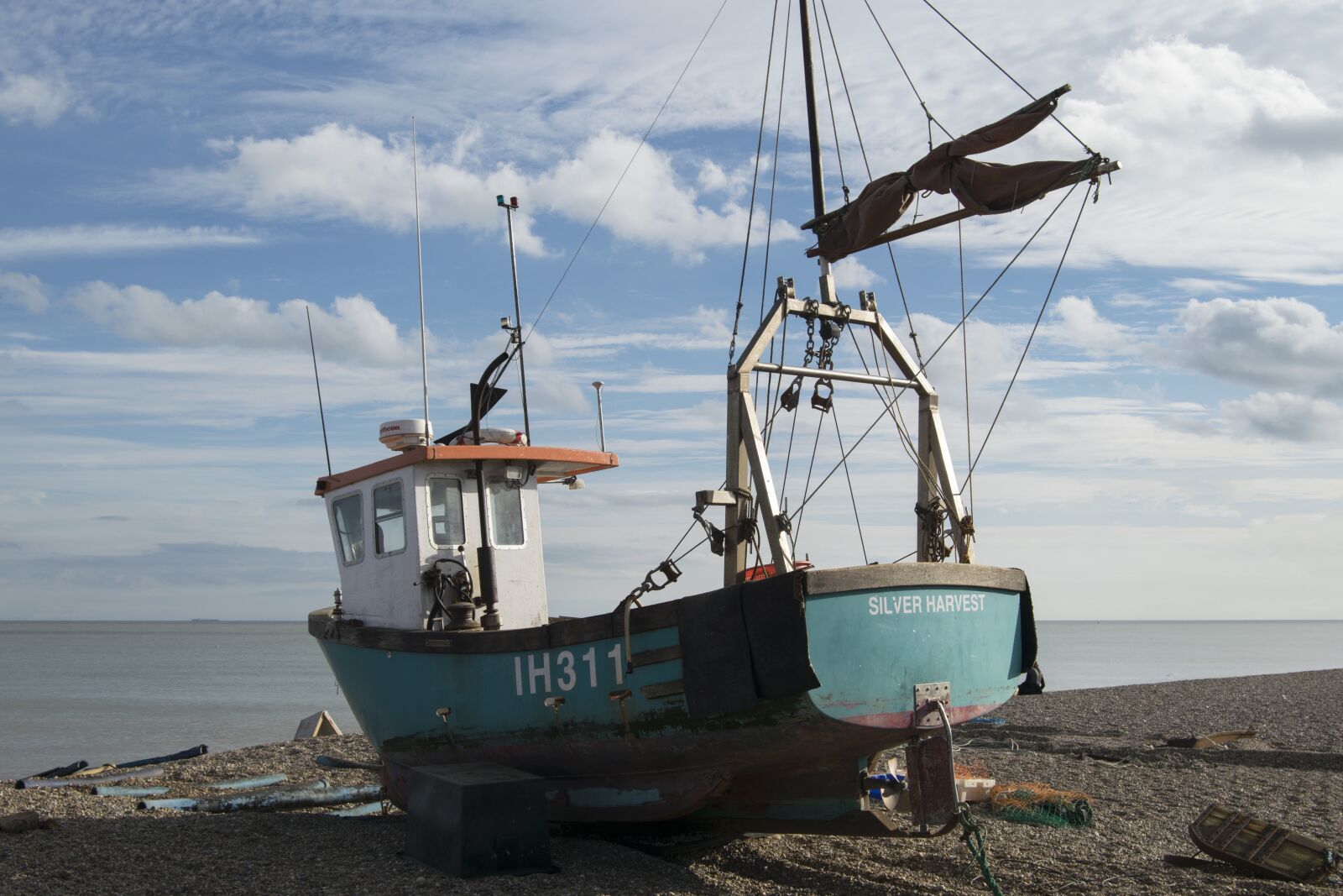 Nikon D3300 sample photo. Boat, sea, suffolk photography
