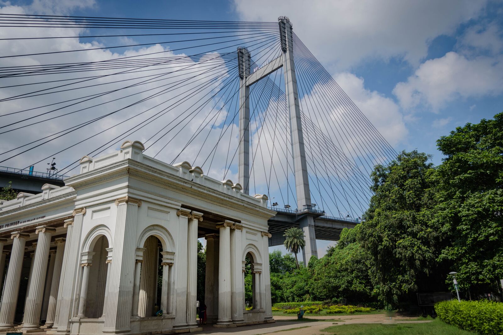 Nikon D5200 sample photo. Architecture, sky, travel photography