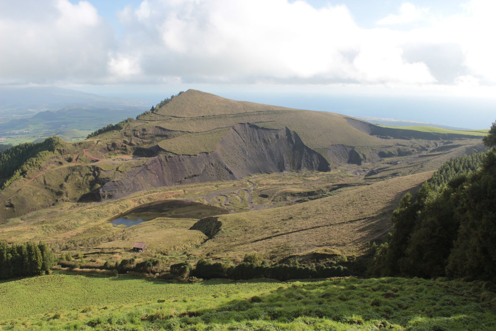 Canon EOS 600D (Rebel EOS T3i / EOS Kiss X5) sample photo. Azores, landscape, belvedere photography