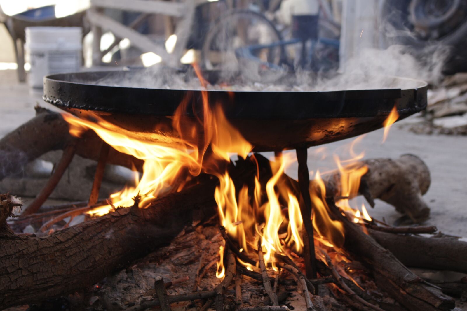 Canon EOS 700D (EOS Rebel T5i / EOS Kiss X7i) sample photo. Flame, heat, lena photography