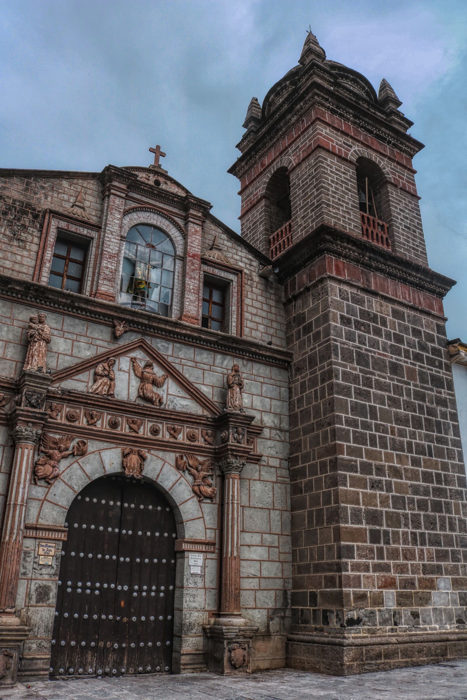 Canon EOS 750D (EOS Rebel T6i / EOS Kiss X8i) sample photo. Ayacucho, peru, tourism photography