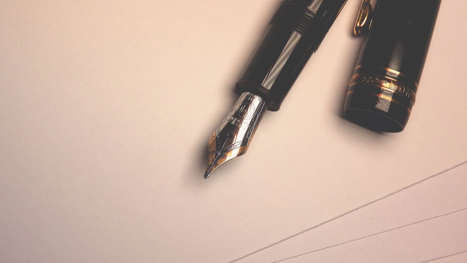 Nikon Coolpix P610 sample photo. Letter, pen, writing photography