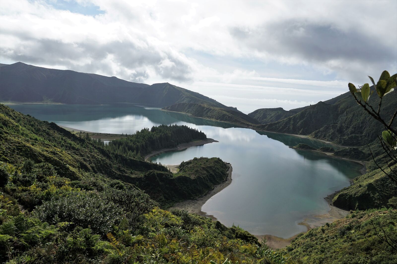 Sony ILCA-77M2 + Sony DT 16-50mm F2.8 SSM sample photo. Azores, lake, portugal photography