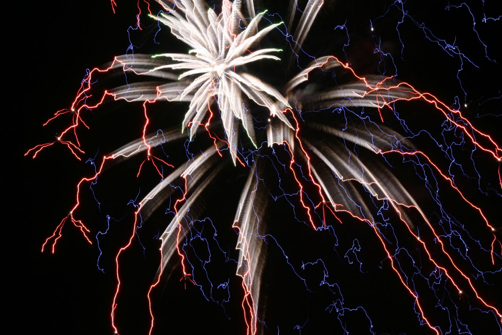 Canon EOS 350D (EOS Digital Rebel XT / EOS Kiss Digital N) sample photo. Fireworks, 4th, july photography