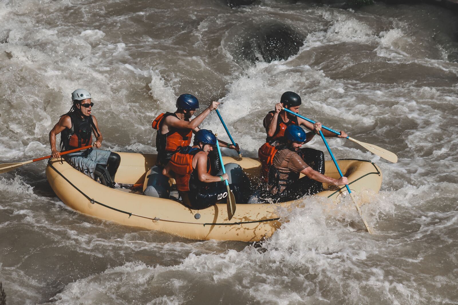Canon EOS 1100D (EOS Rebel T3 / EOS Kiss X50) sample photo. Adventure, river, rafting photography