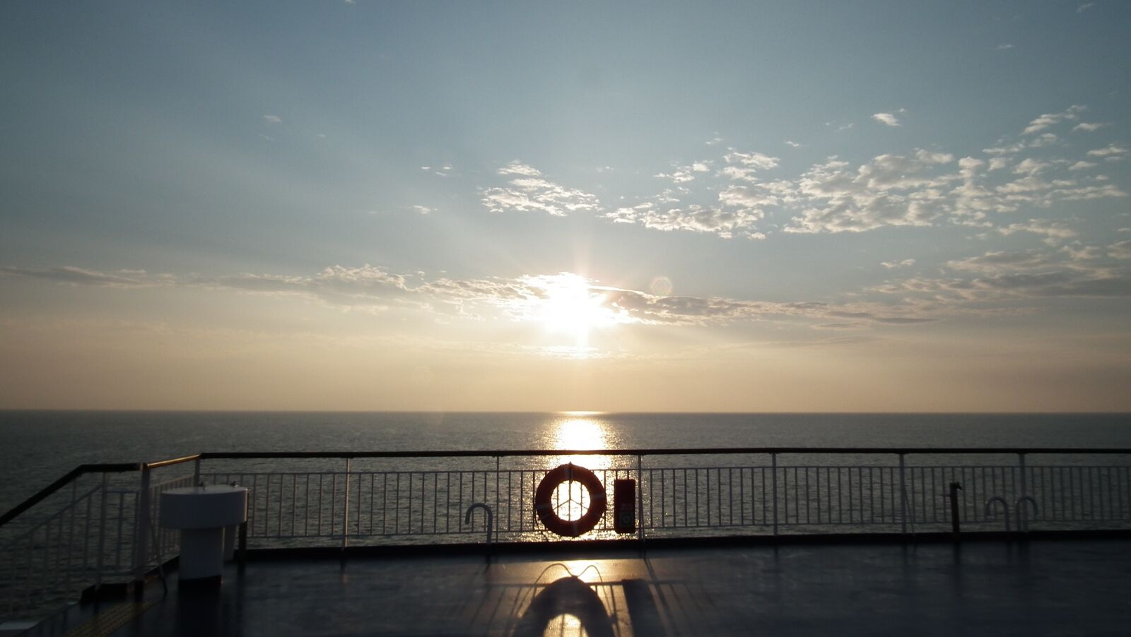 FujiFilm FinePix HS10 (FinePix HS11) sample photo. Sunrise, pacific ferry, on photography