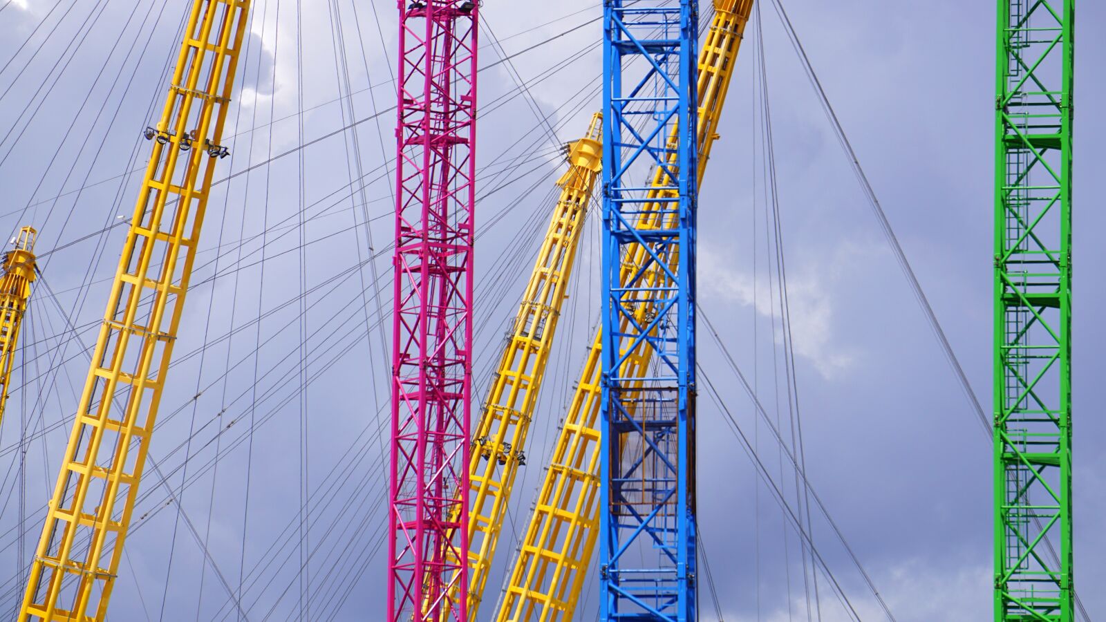 Sony E 55-210mm F4.5-6.3 OSS sample photo. London, 02, arena photography
