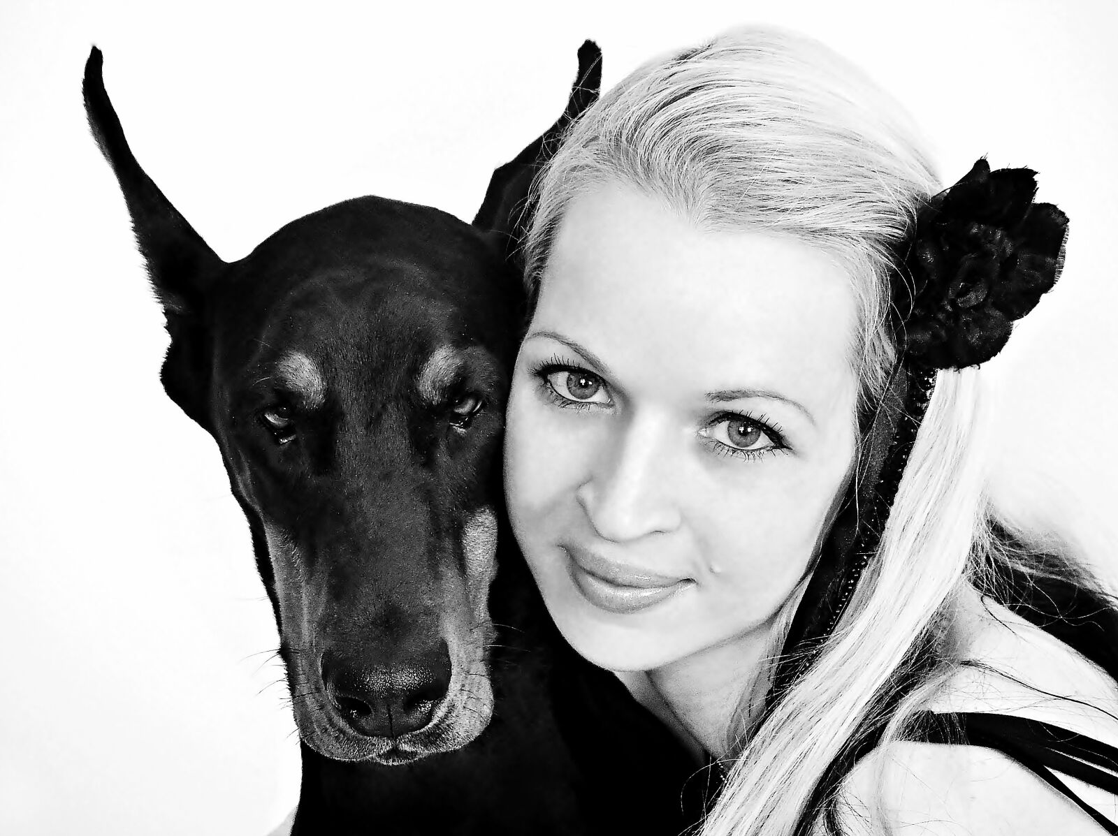 Olympus STYLUS1,1s sample photo. Black white, doberman, blonde photography