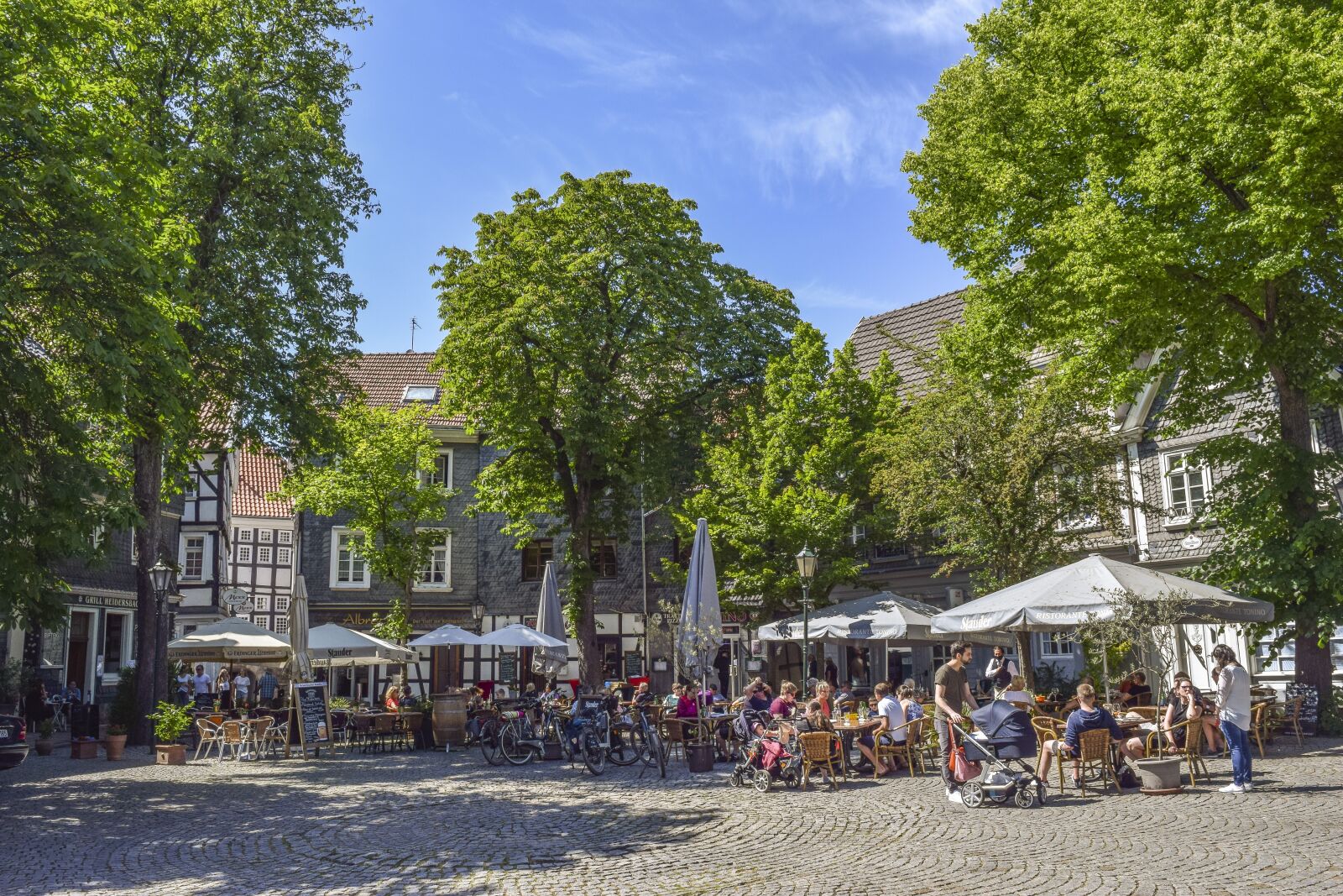 Nikon D3300 sample photo. Tourism, historic center, architecture photography