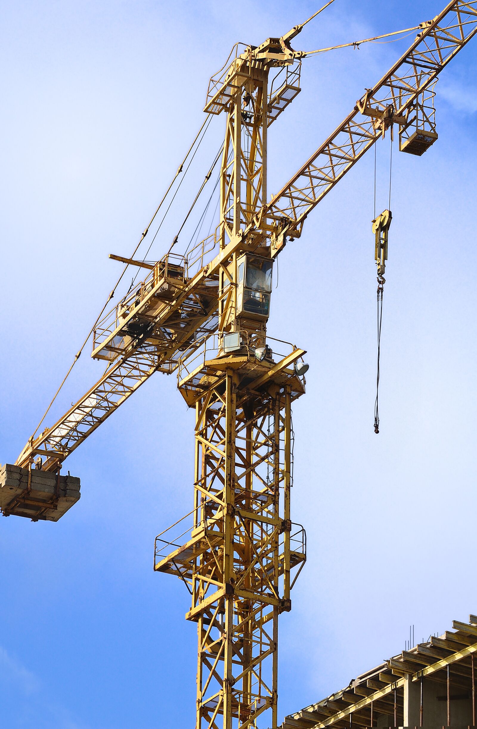 Nikon D7000 sample photo. Building, load-lifting, mechanism photography