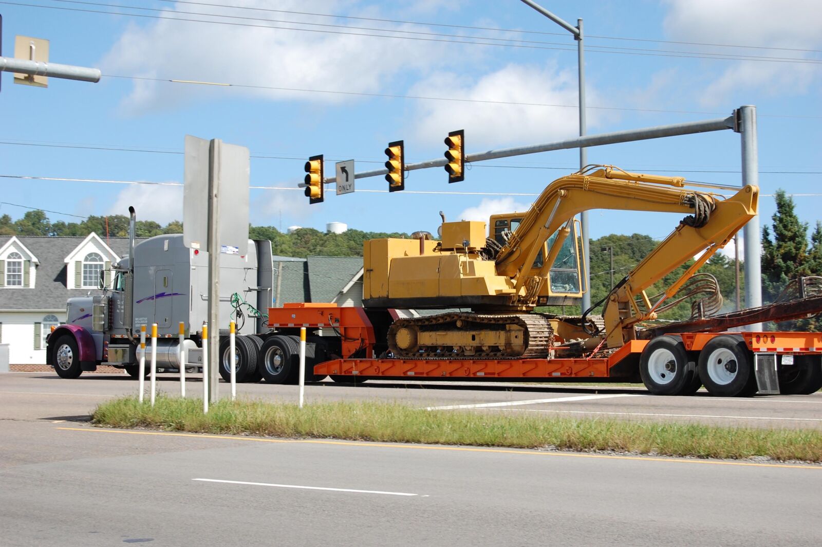 Nikon D40 sample photo. Trucking, heavy, haul photography