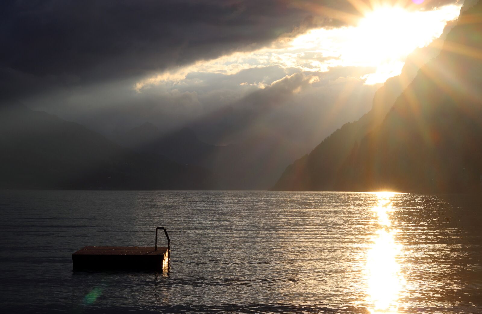 Canon EOS 77D (EOS 9000D / EOS 770D) sample photo. Sunset, lake walen, walenstadt photography