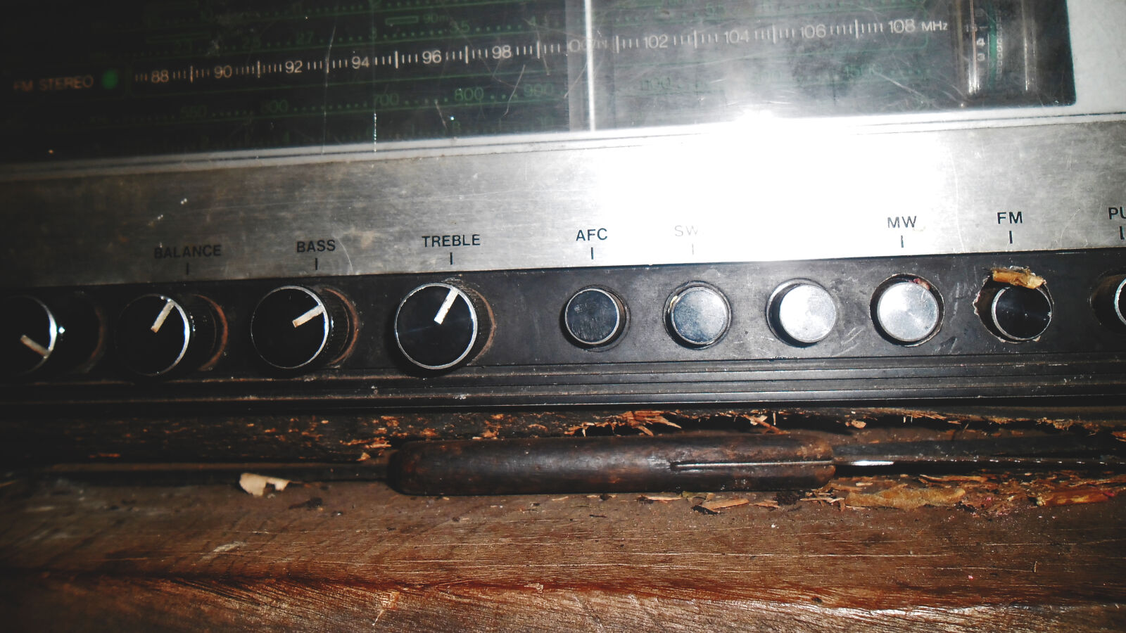 Samsung ES90/ ES91 sample photo. Old, audio, equipment photography
