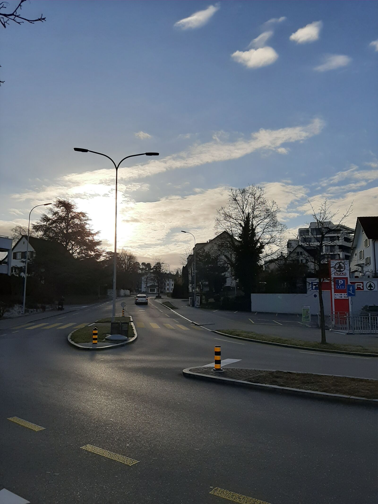 Samsung Galaxy A50 sample photo. Switzerland, city, morning photography