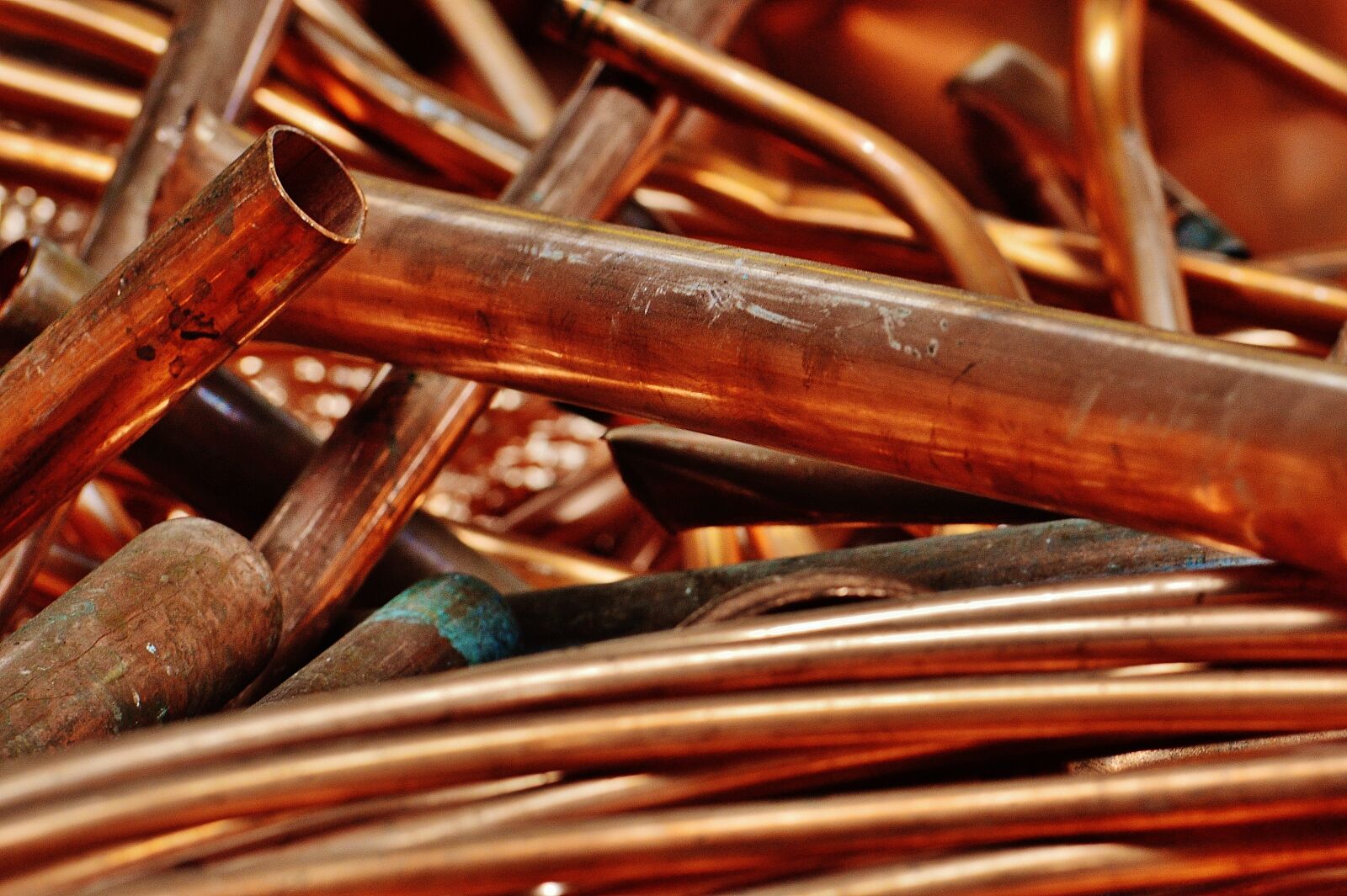 Nikon D3200 sample photo. Copper, scrap metal, scrap photography