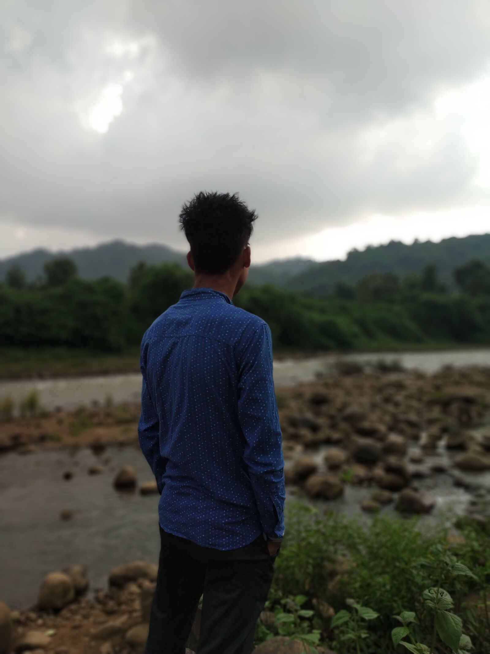 Xiaomi Redmi Note 5 Pro sample photo. Weather, cold, dark photography