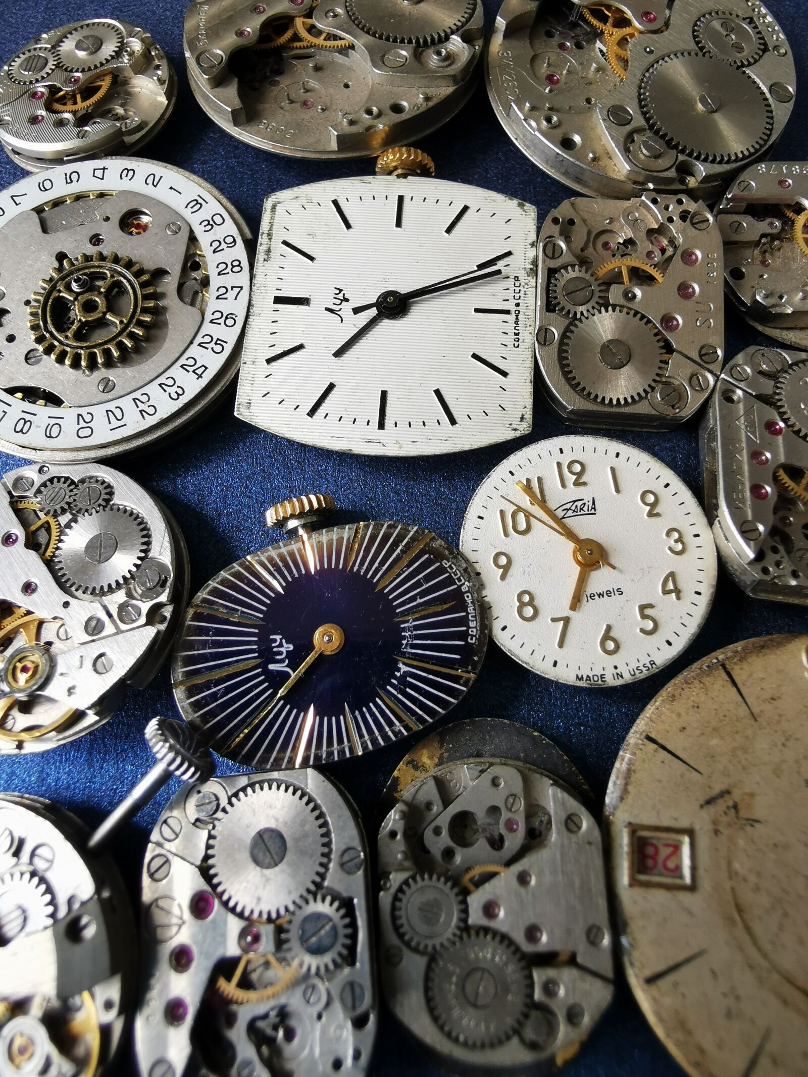 HUAWEI P30 Pro sample photo. Steampunk, watches, clocks photography