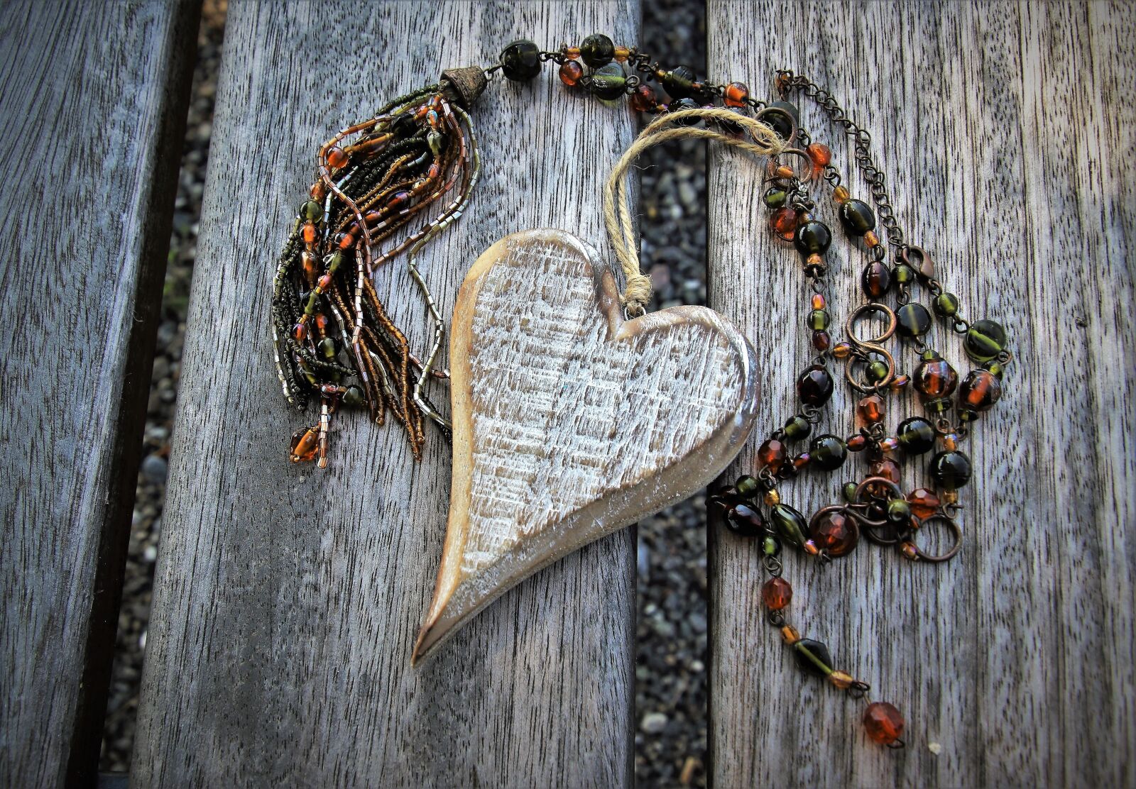 Canon EOS 80D sample photo. Heart, wooden, goodbye photography