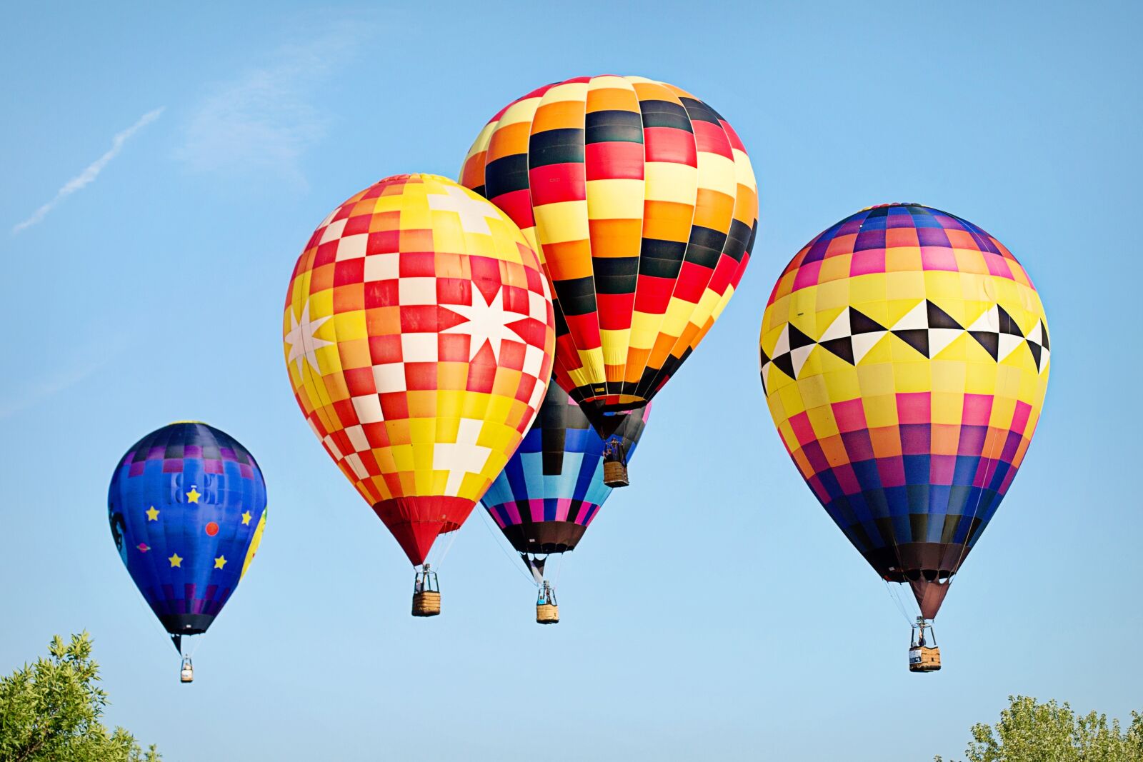 Canon EF 50mm F1.4 USM sample photo. Hot air balloons, colorful photography
