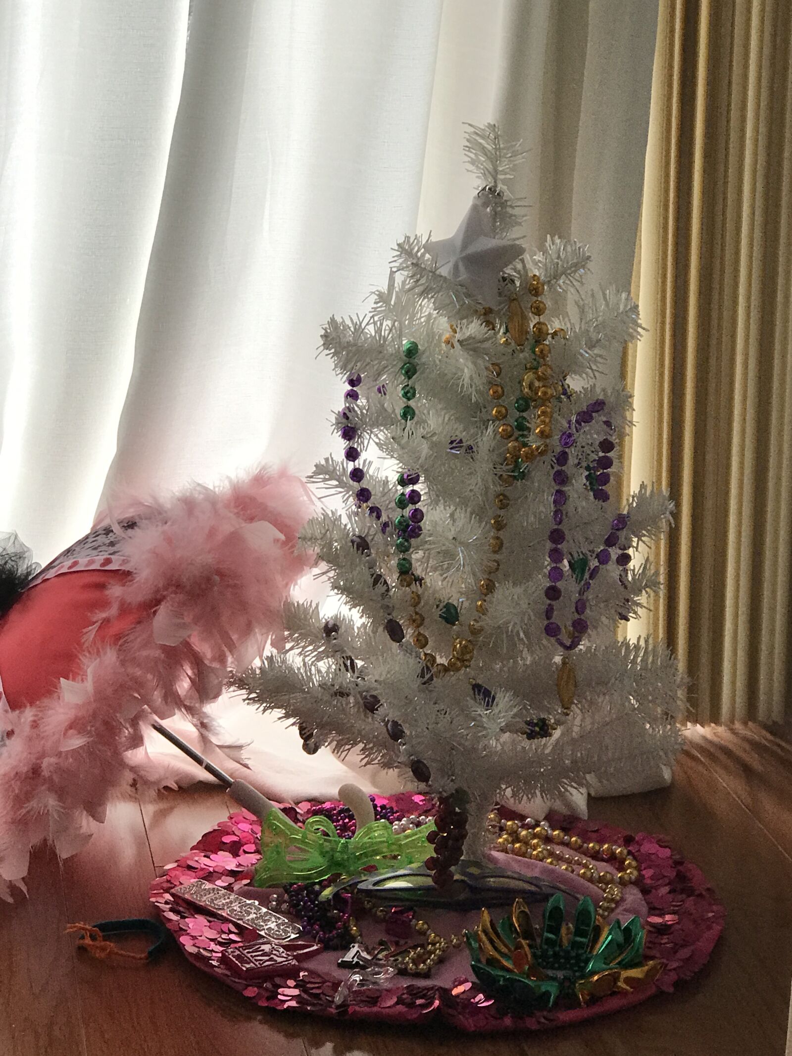 Apple iPhone 7 Plus sample photo. Decoration, little tree, christmas photography