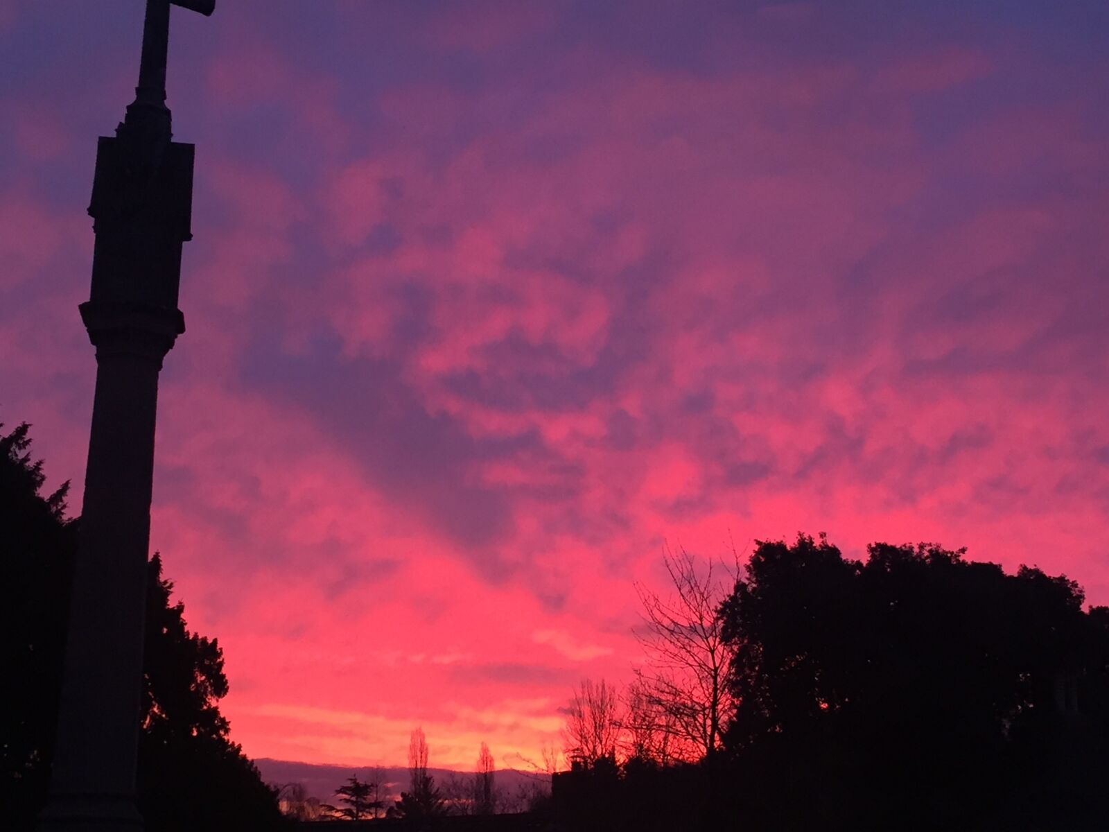 iPhone 6 back camera 4.15mm f/2.2 sample photo. Sunrise, west country, sky photography