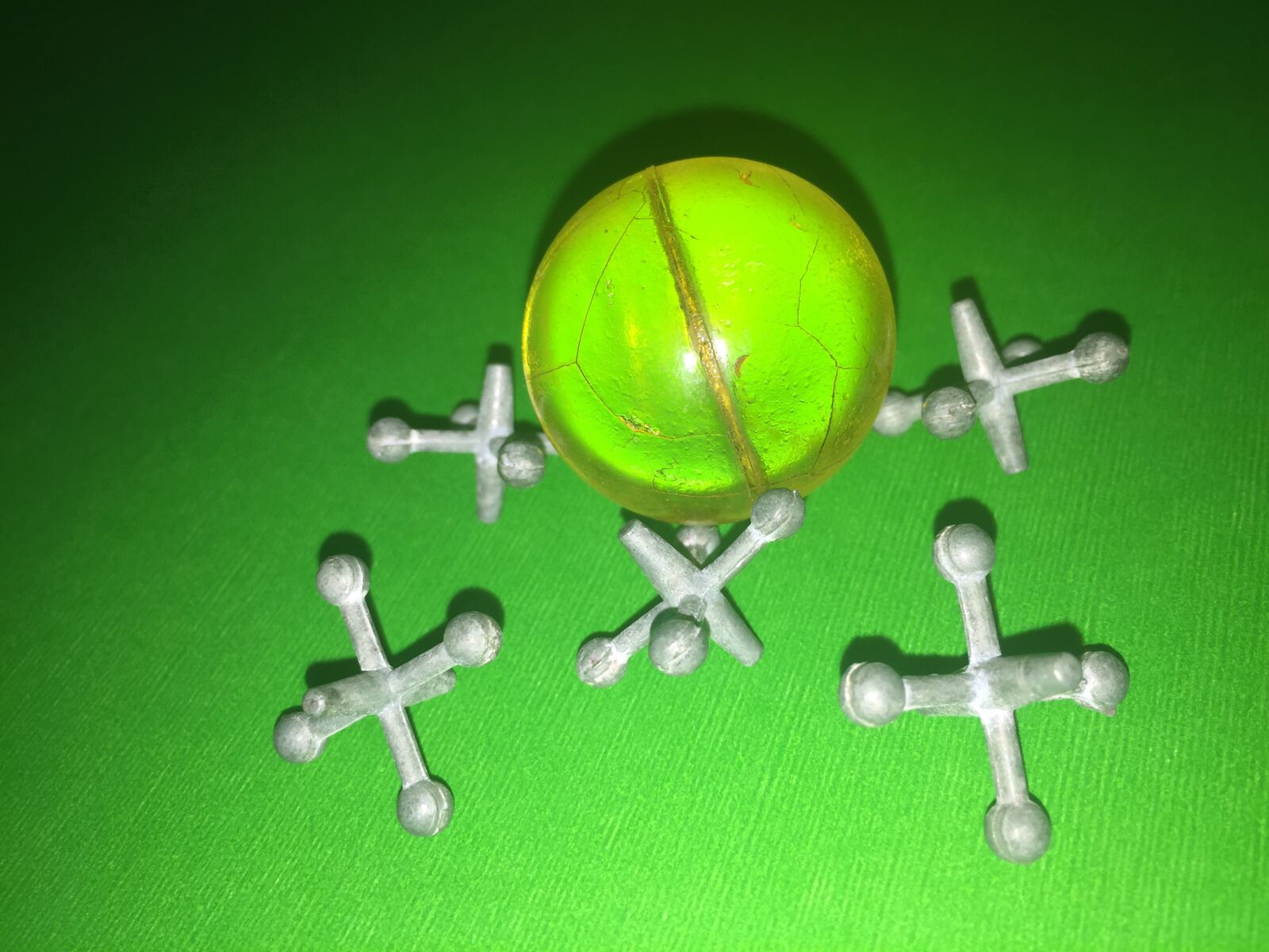 iPhone 6 back camera 4.15mm f/2.2 sample photo. Matatena, kid toys, green photography