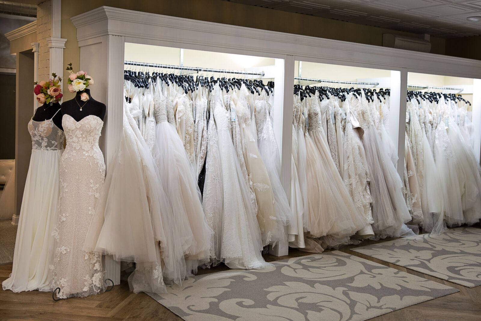 Canon EOS 5D Mark III sample photo. Wedding dresses, bridal salon photography