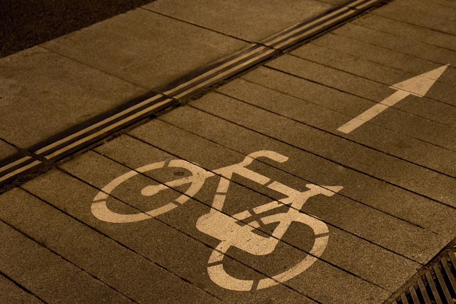Fujifilm XF 18-55mm F2.8-4 R LM OIS sample photo. Bike path, lane, bike photography
