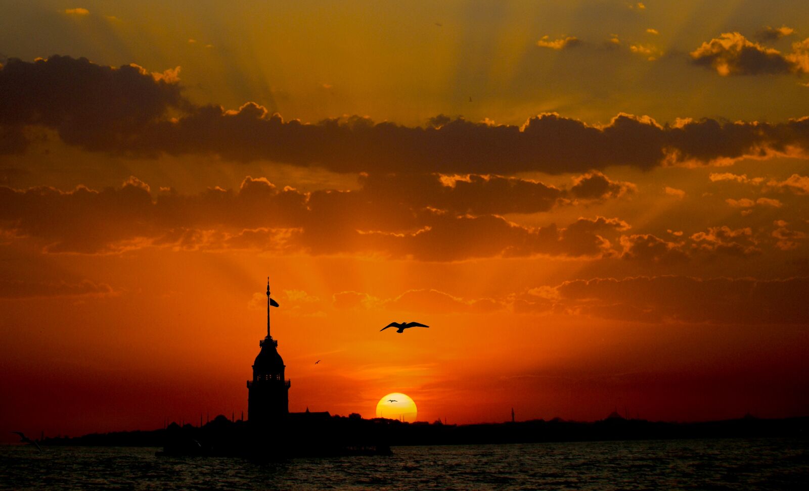 Canon EOS 70D sample photo. Maiden's tower kiz kulesi photography