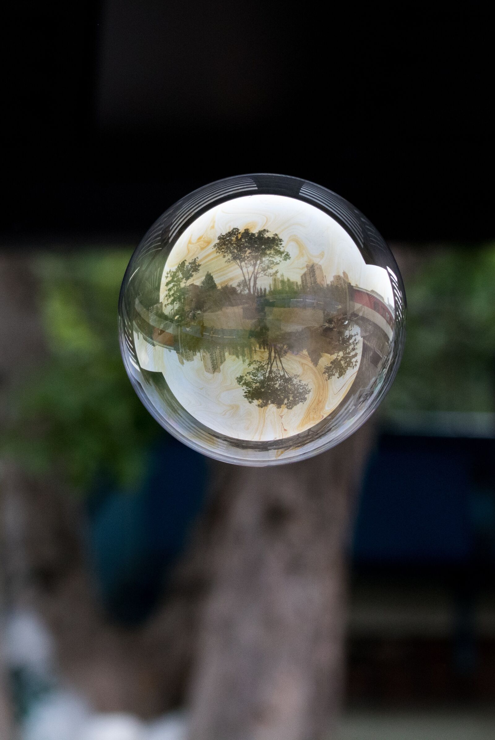 Canon EOS 750D (EOS Rebel T6i / EOS Kiss X8i) sample photo. Soap bubble, usd, circle photography