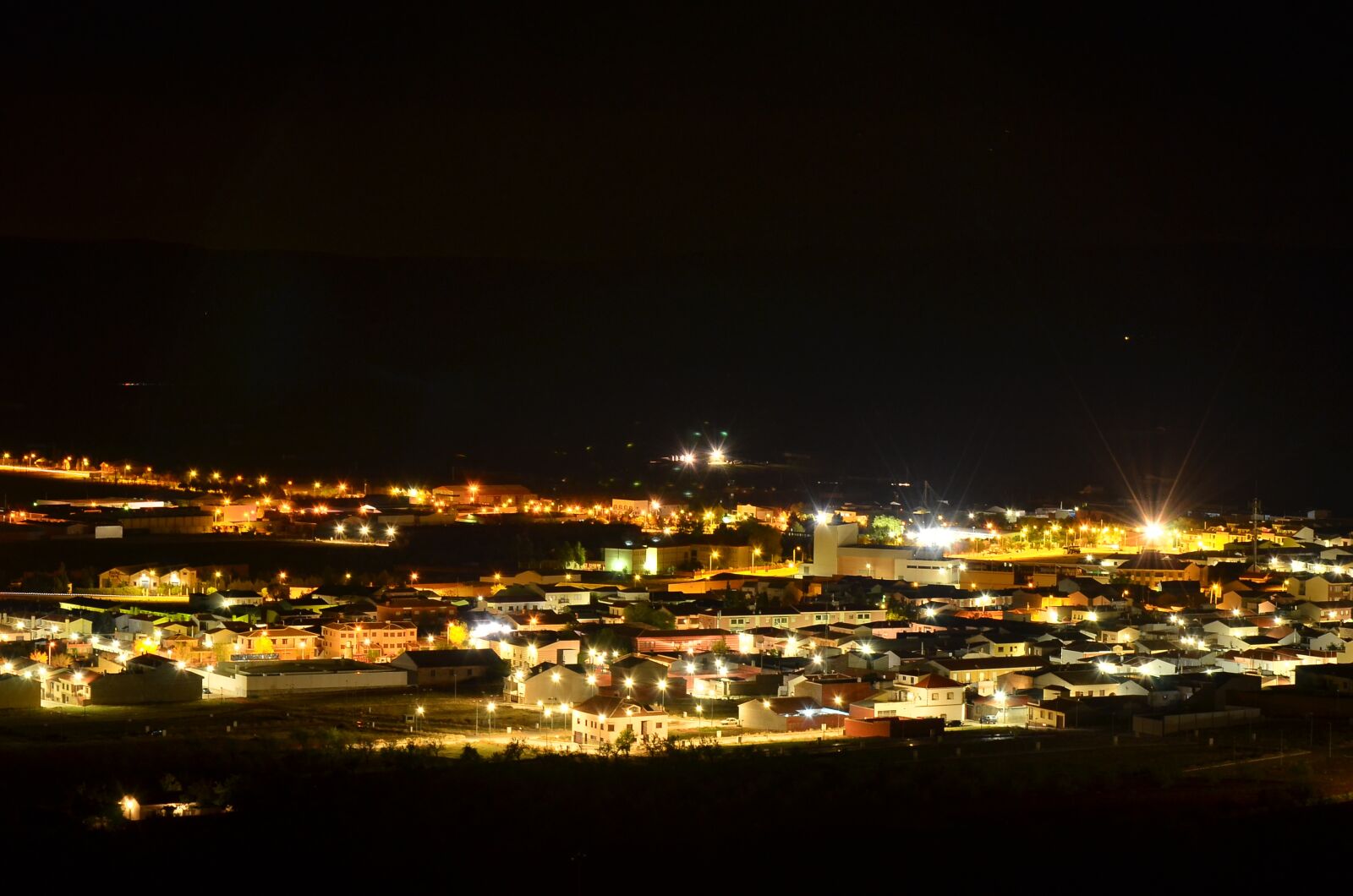 Nikon D7000 sample photo. Night, people, landscape photography