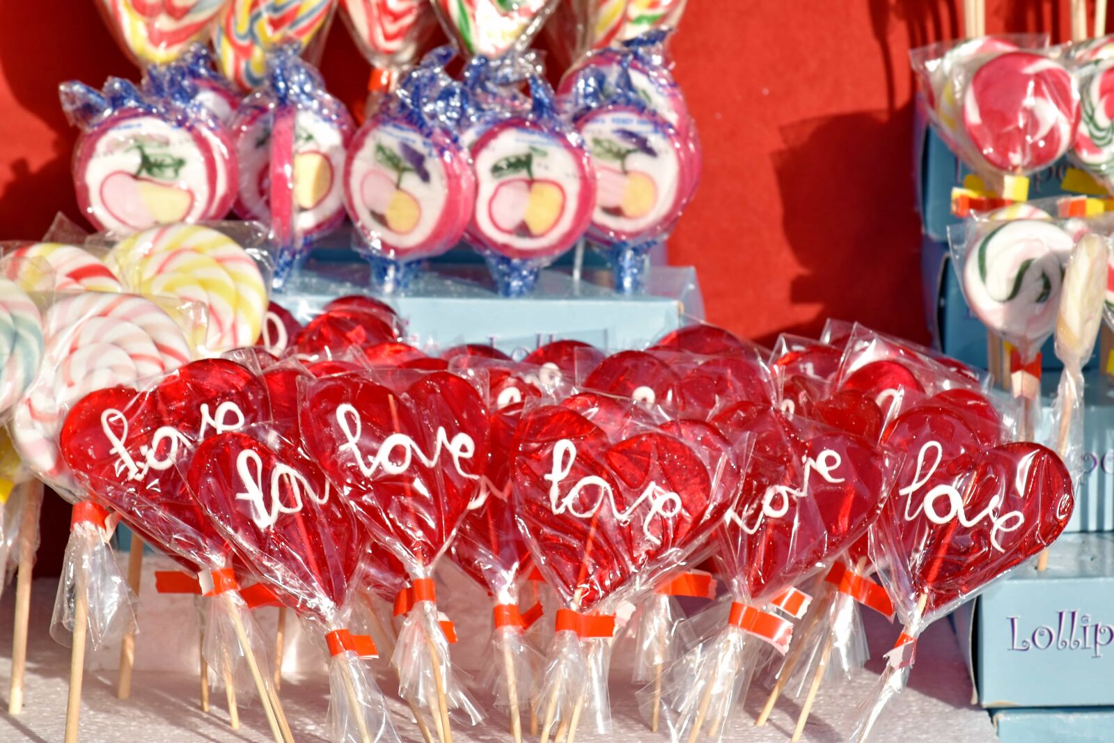 Nikon D5500 sample photo. Candy, gifts, hearts, homemade photography