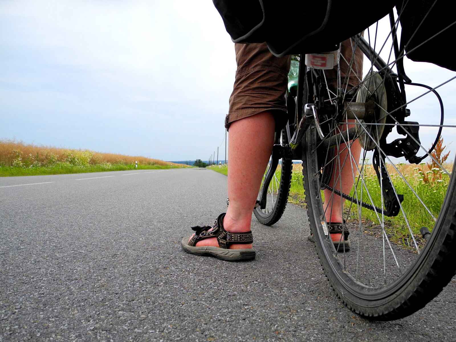 Nikon Coolpix P7000 sample photo. Round, cycling, by bike photography