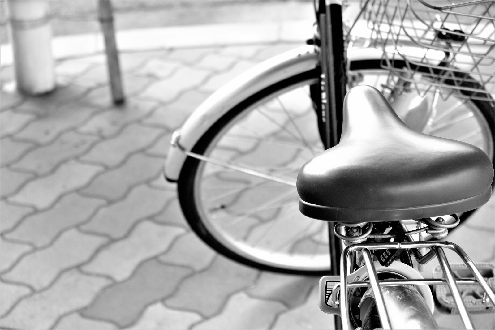 Fujifilm X-T2 sample photo. Bicycle, blackandwhite, city photography