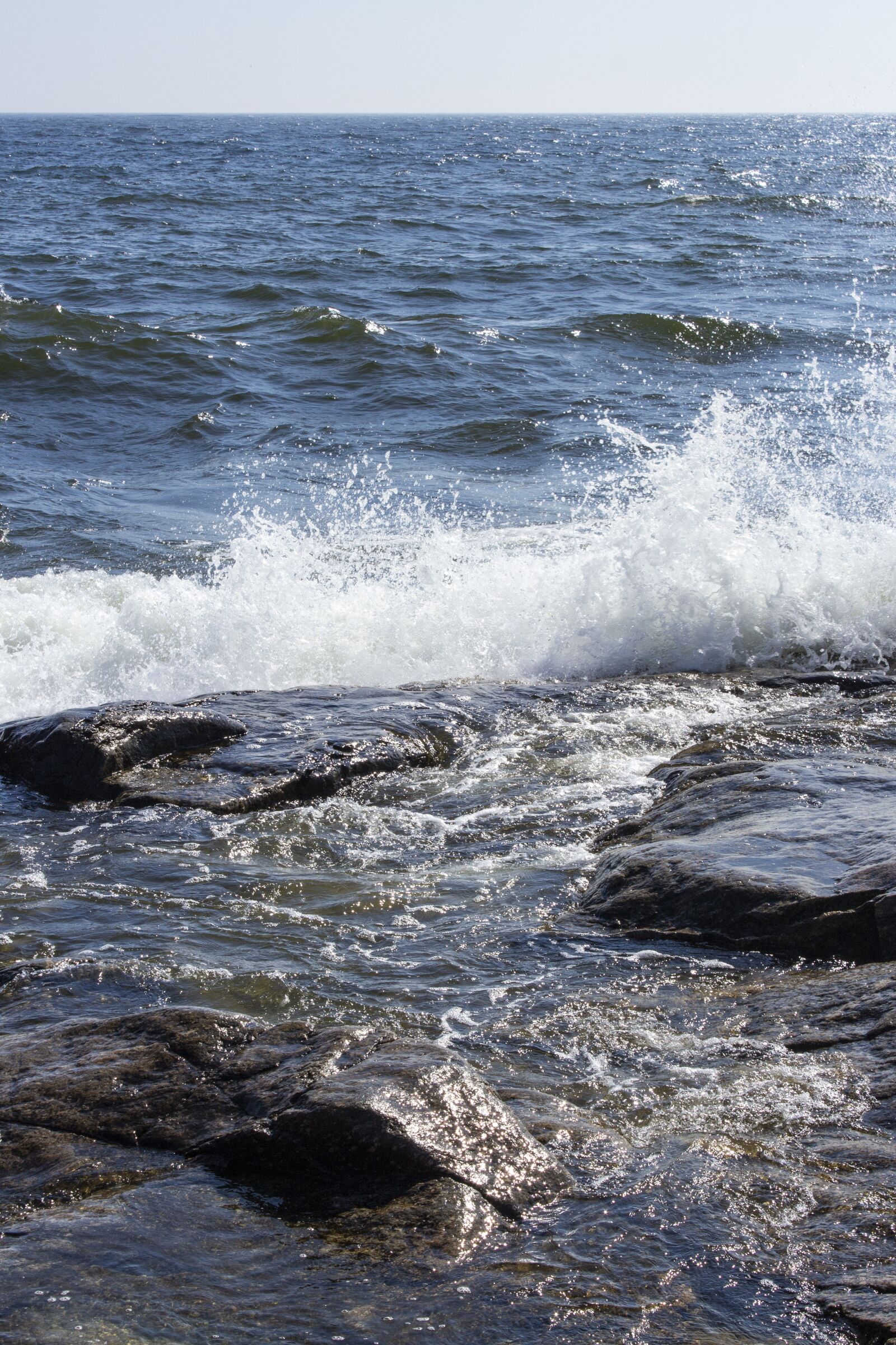 Canon EOS 700D (EOS Rebel T5i / EOS Kiss X7i) sample photo. Cliffs, stones, coastal photography