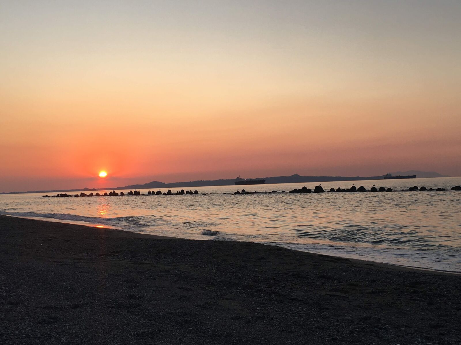 Apple iPhone 6s sample photo. Sunset, sea, holiday photography