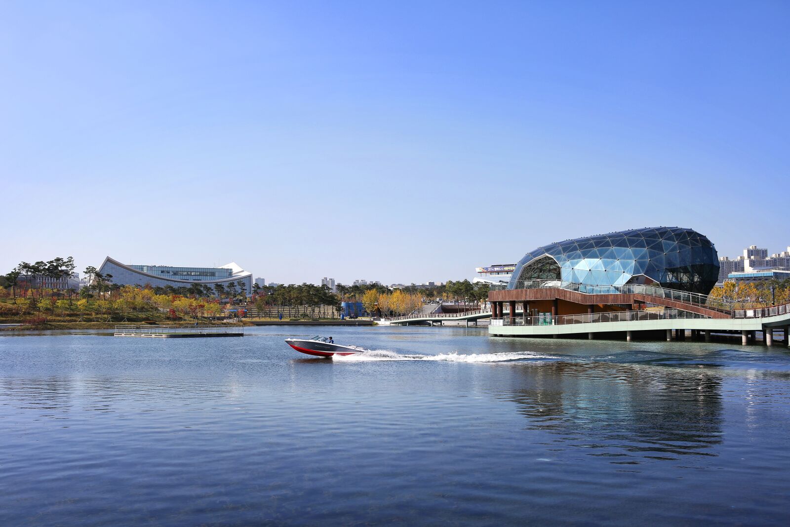 Canon EOS 5D Mark III sample photo. Sejong city, lake, boat photography