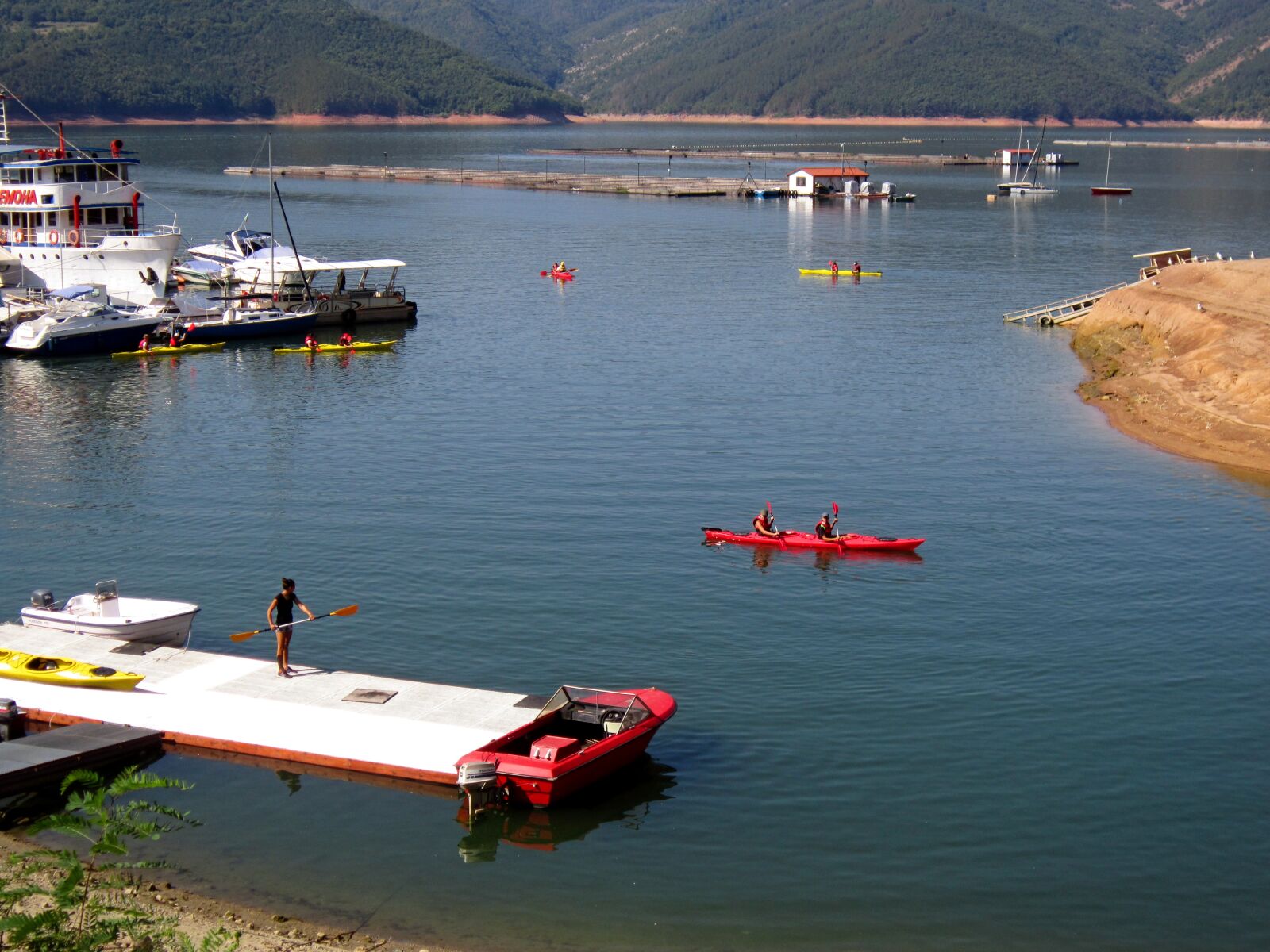 Canon PowerShot A3300 IS sample photo. Kayak, rowing, dam photography