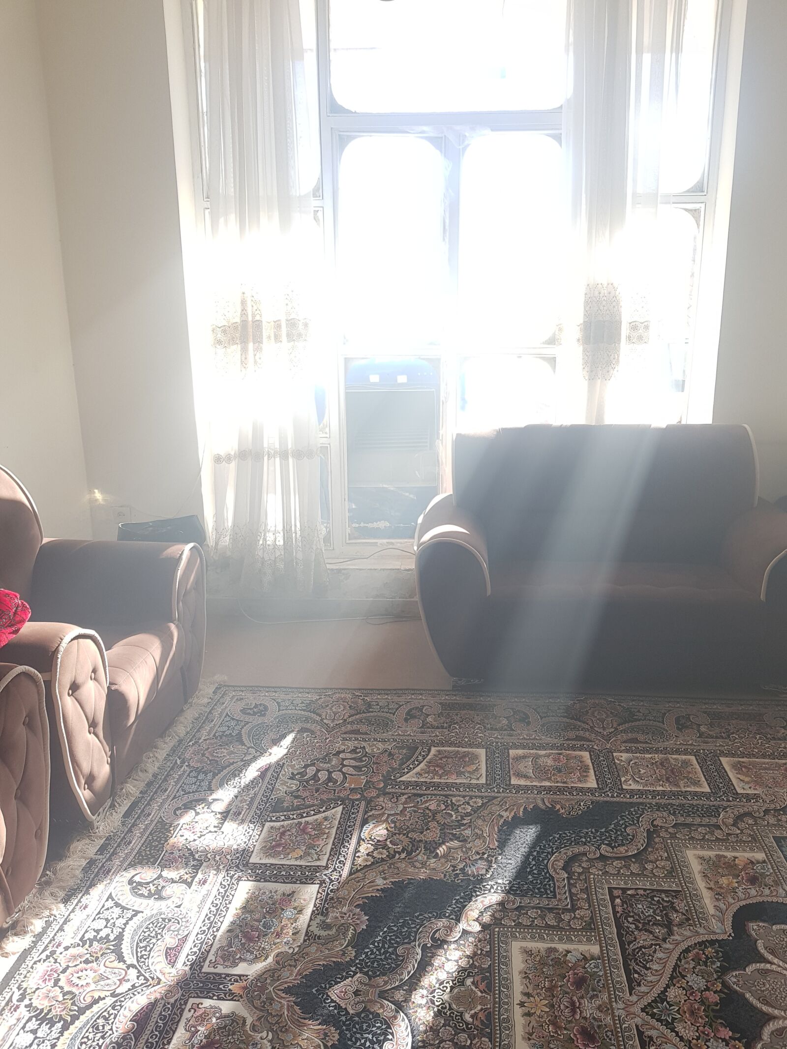Samsung Galaxy S8 sample photo. Stock, exchange, iran photography
