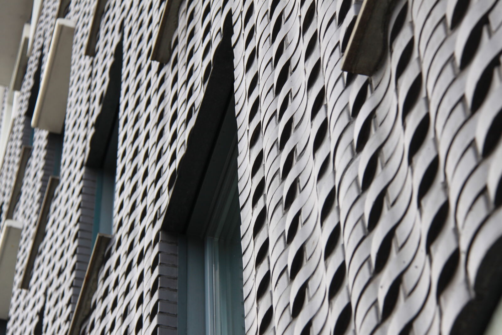 Canon EOS 50D sample photo. Amsterdam, building, material, texture photography