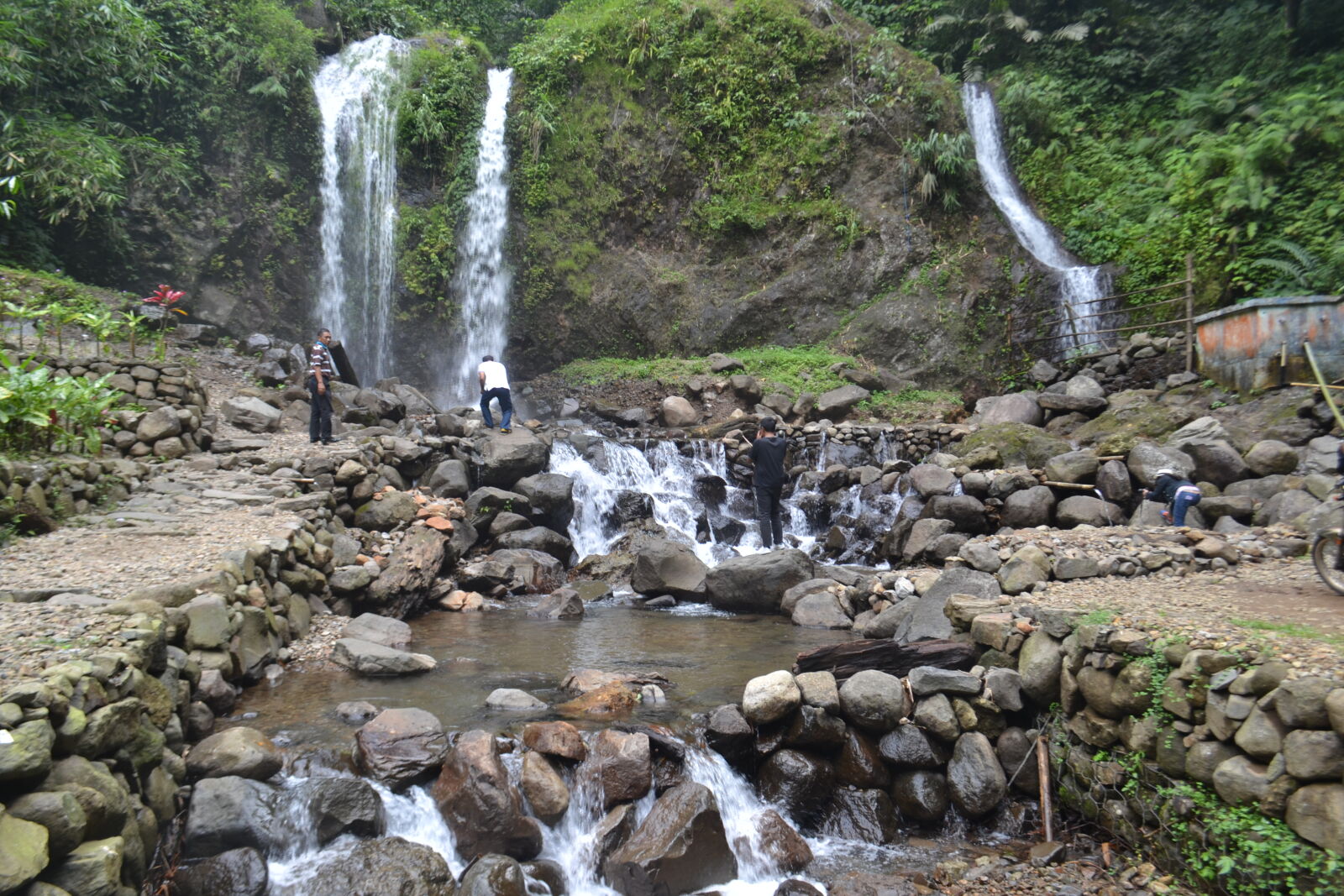 Nikon D3100 sample photo. Curug, pekalongan photography